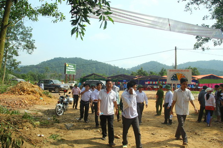 Đặt đá xây dựng khu văn hóa tâm linh tây Yên Tử ảnh 1